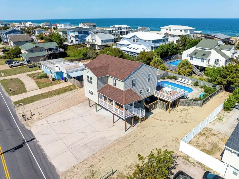 Care Free | 420 ft from the beach | Private Pool - Image 1