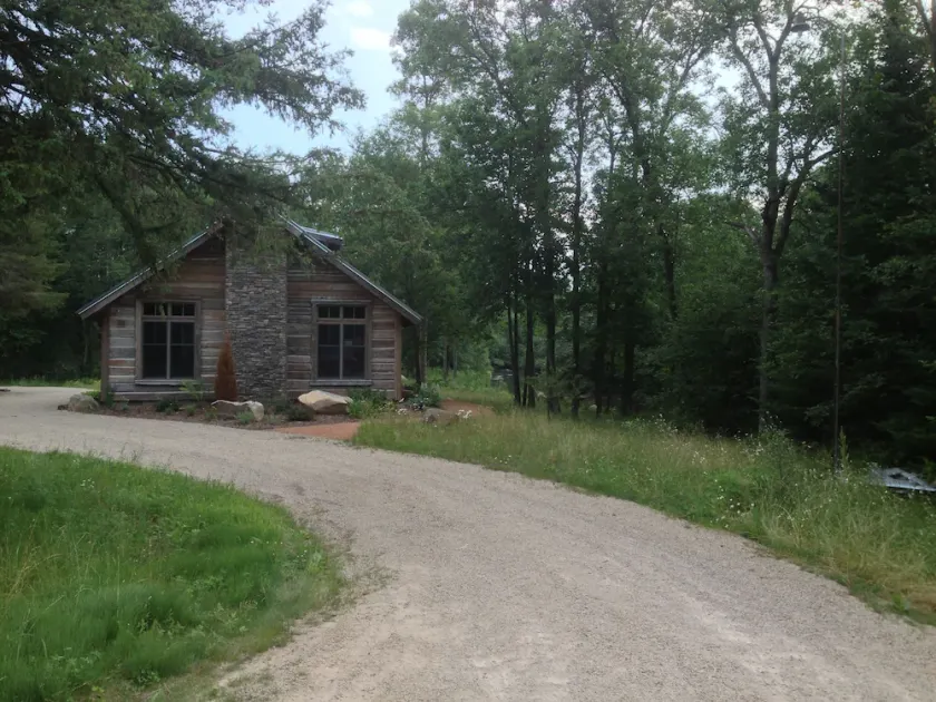 Charming Riverfront Log Cabin ~ River Paradise! - Image 1