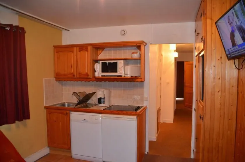 60m du centre station, 5ème étage, balcon, télévision, casier à ski, 36m², Les Menuires - Image 1