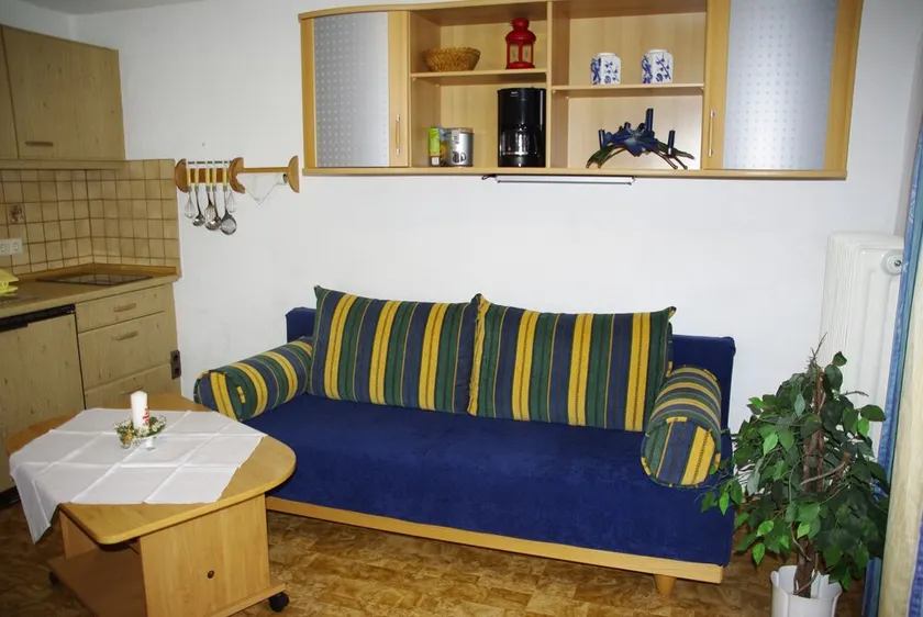 Apartamento (38m2), varanda, kitchenette, 1 quarto, WiFi, max 3 pessoas - Image 1