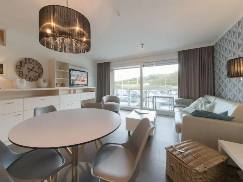 Apartment Sea Breeze with parking by Interhome - Image 1