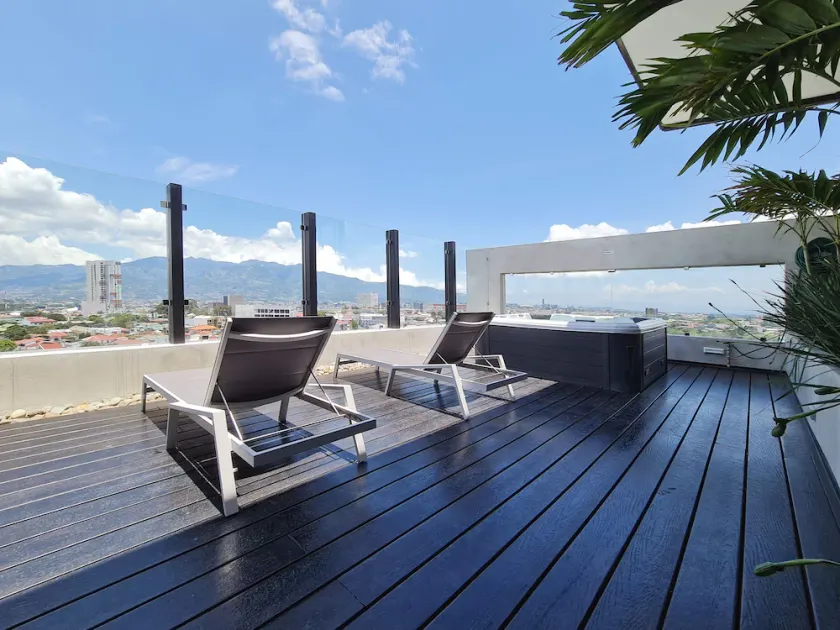 BEE Suites Escalante - San Jose - Image 1