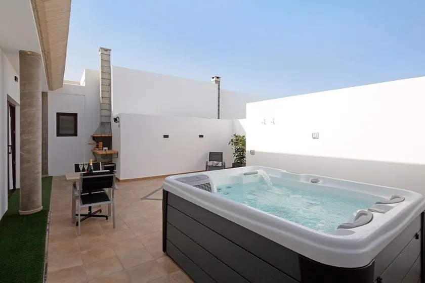 Holiday Apartment \"Crepusculo\" with Mountain View, Terrace & Wi-Fi - Image 1