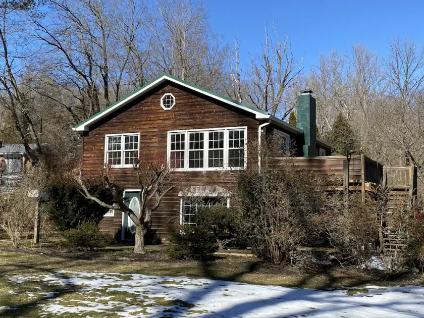 Taylor’s Landing Retreat, 6 Acres, C&O Canal Access, Event-Friendly Riverfront - Image 1