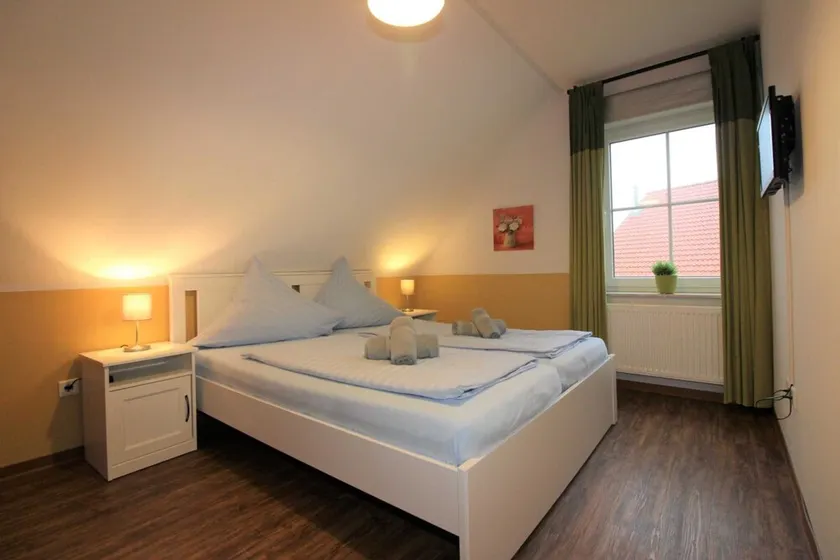 ROB 20 for 8 persons, approx. 86 sqm, pets, sauna - Feriendorf Robbenplatte - Image 1