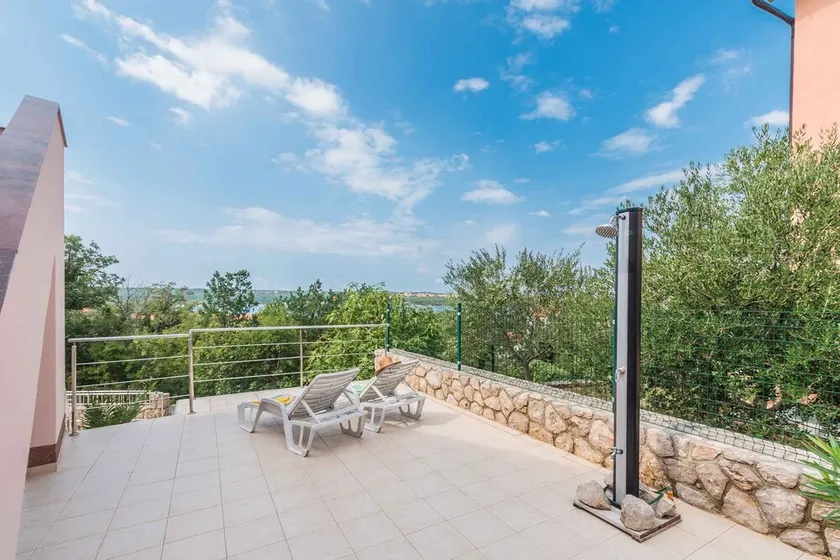 Holiday apartment 250 m from the beach - Image 1