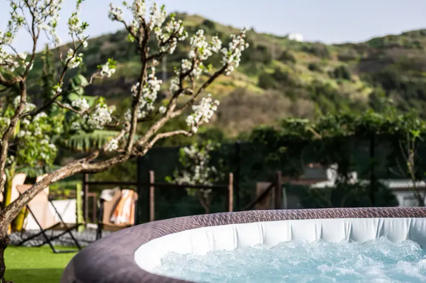 Quiet and cozy rural house with Jacuzzi and Barbecue  - Image 1