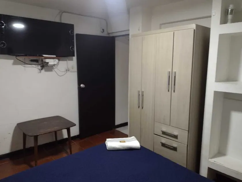 apartment near corferias terminal military club US embassy - Image 1