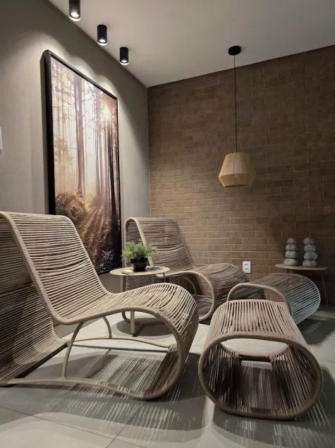Lindo Estúdio com Jacuzzi, Sauna e Coworking - Image 1