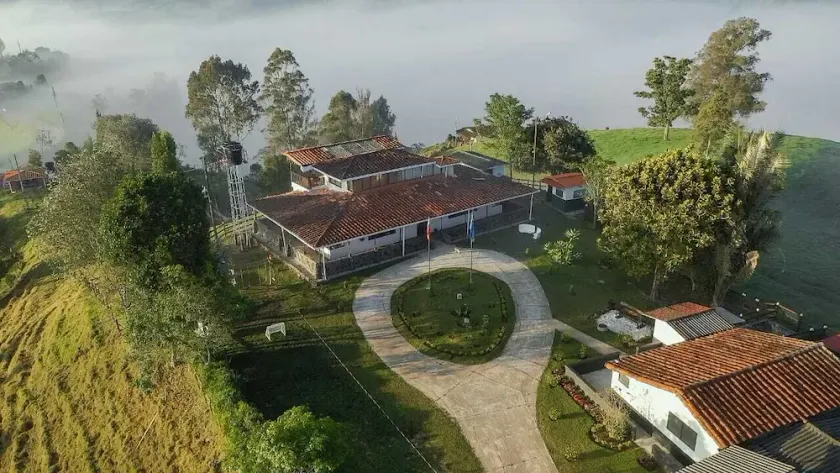 Authentic Colombian Finca away from the cities - Calm - Peace - Adventure - Image 1