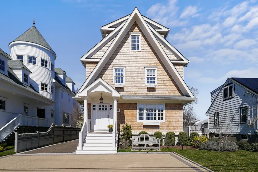 Fairfield Beach Modern Colonial - Image 1