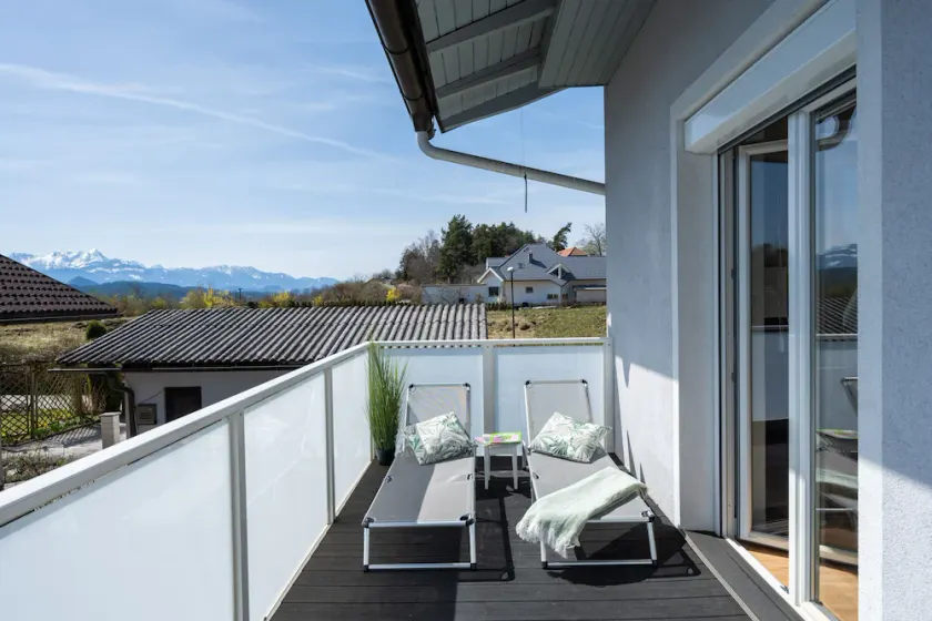 Schönes Ferienhaus mit Garten - Image 1