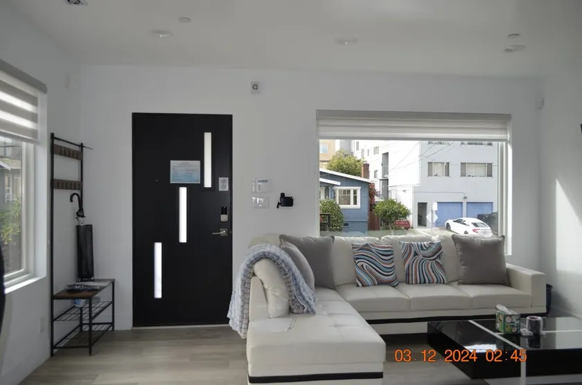 Dimond Abode Vacation Rental, Oakland California Dimond District - Image 1