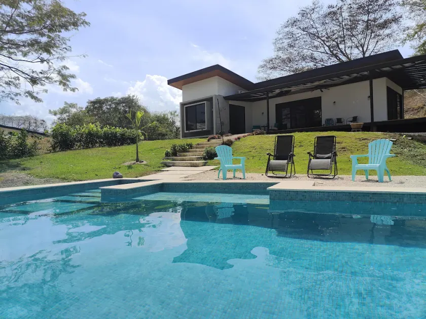 Potrero Hills CR,  10 min away from beautiful beaches! - Image 1