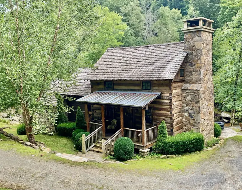 Fish Camp at Waterdance - Log Cabin On The River - Image 1