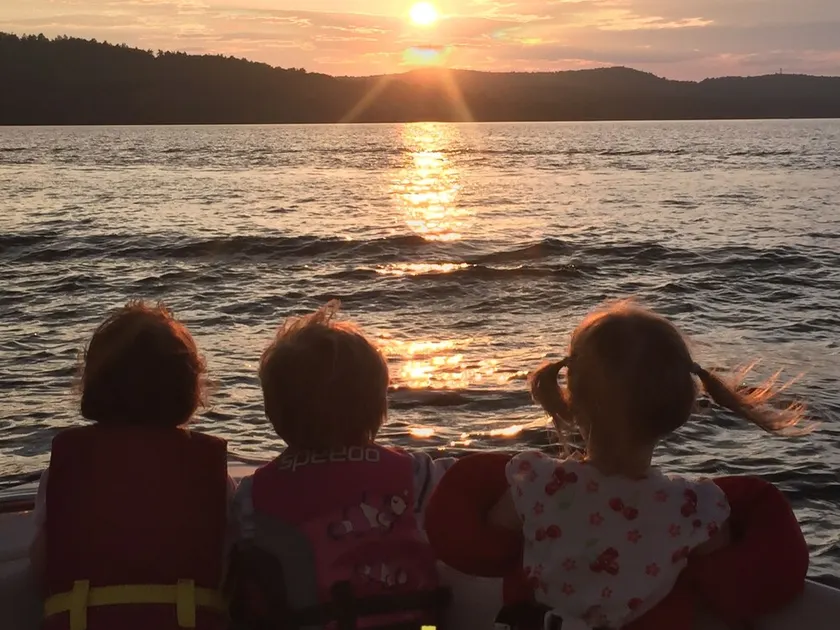 Amplia casa con vistas espectaculares en el lago Winnipesaukee! - Image 1