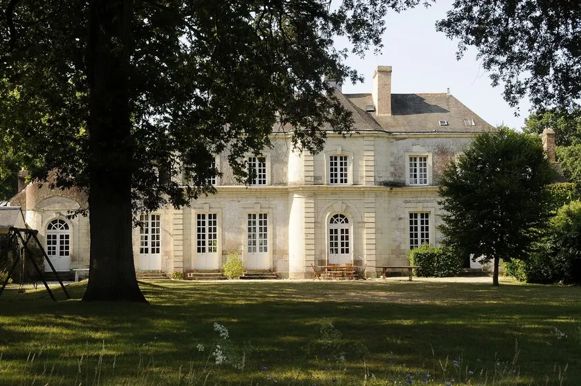 Large 18th century character house in Pornic - Image 1