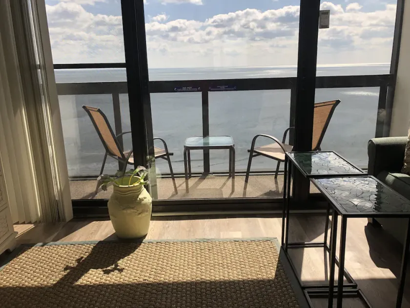 DIRECT OCEANFRONT, Tiki Bar & Grill, Saunas, Gym,Tennis, WIFI & 3 Pools 5% off - Image 1