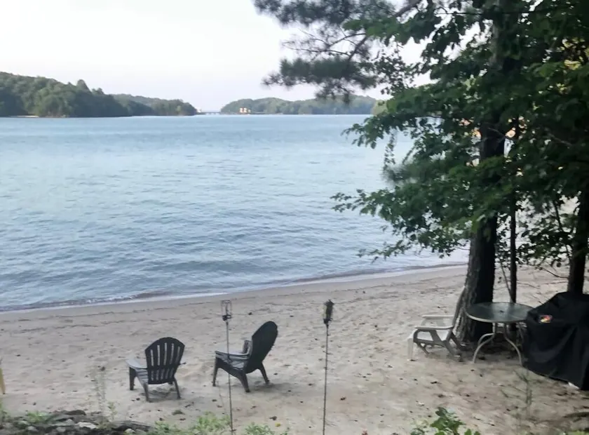 Luxurious Oasis over Lake Lanier Islands & Margaritaville! Hot Tub! Boat Dock! - Image 1