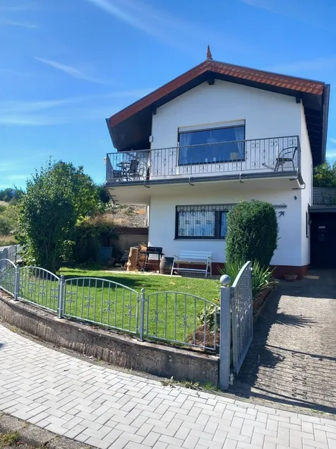Splendida casa adatta alle famiglie con terrazza, giardino e griglia | Vista panoramica | Ammette cani - Image 1
