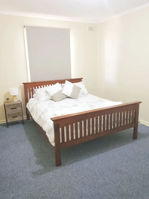 3 Bedroom Family Friendly Home - WiFi Available - Image 1