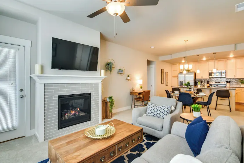 Elegant Loveland Condo < 5 Mi to Old Town! - Image 1