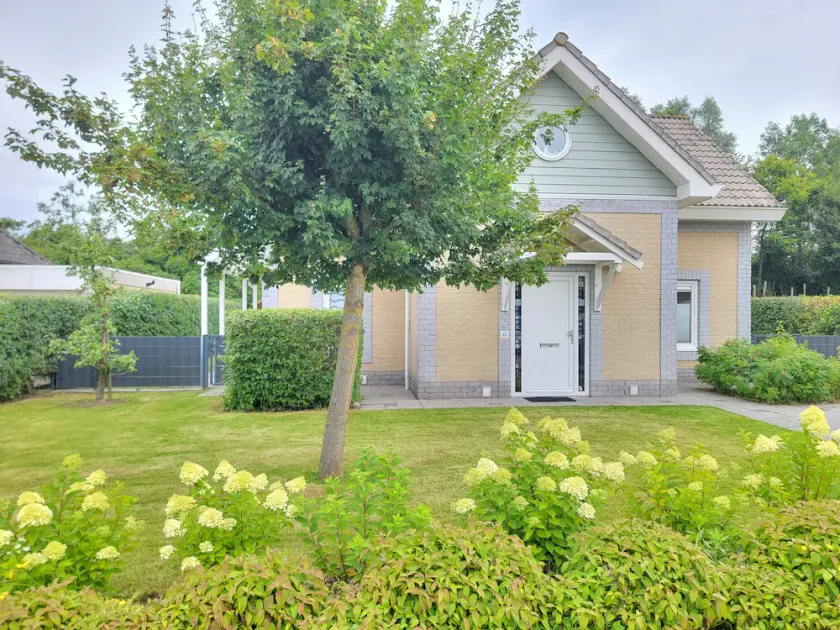 Ferienhaus für 9 Gäste mit 143m² in Kamperland - Image 1