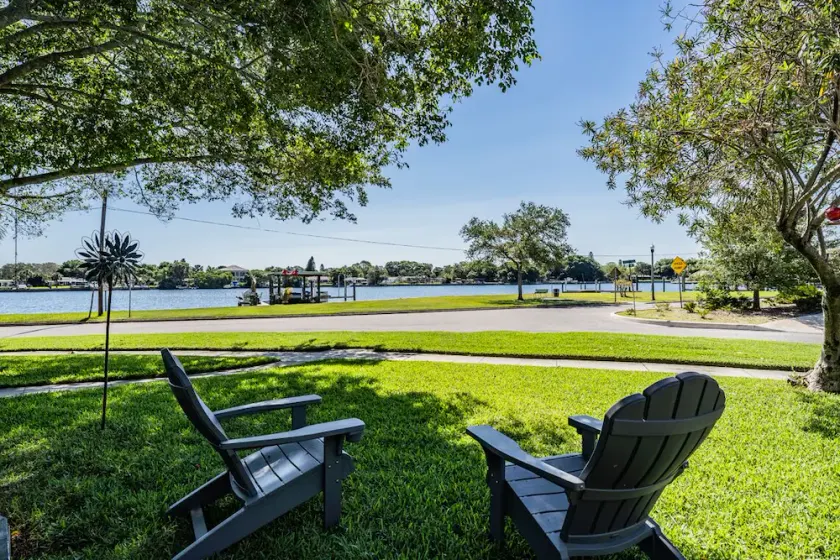 A Waterfront Escape Awaits! - Image 1
