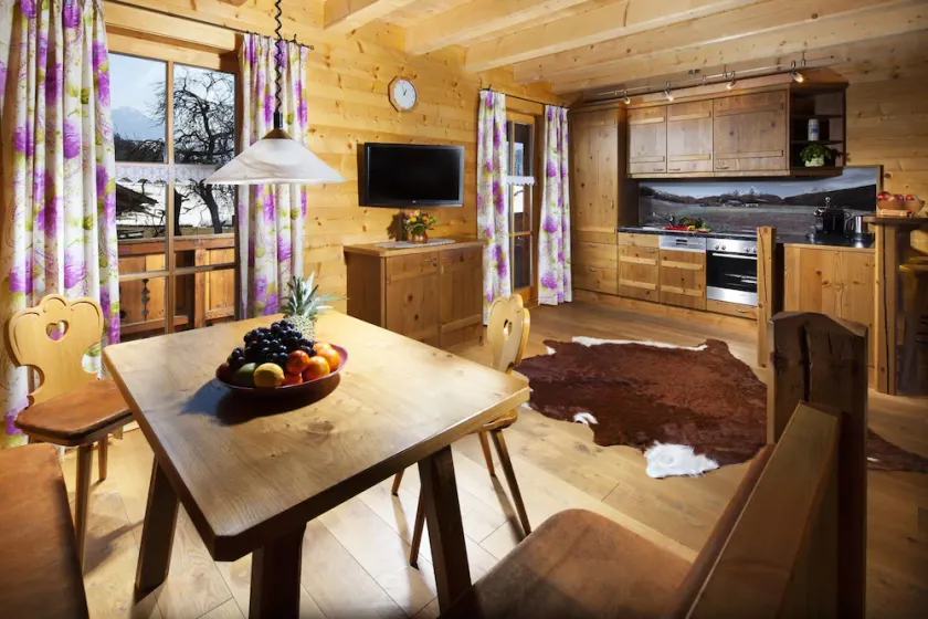 Apartamento \"Berchtesgaden\" para 2-4 pessoas, cerca de 85 m², 2 quartos, sala de estar, varanda - Image 1
