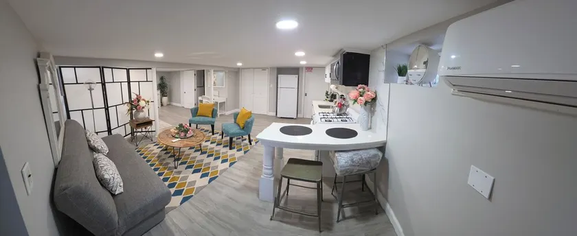 The Q Place\n~Very cozy and private retreat Estudio/apartment~ - Image 1