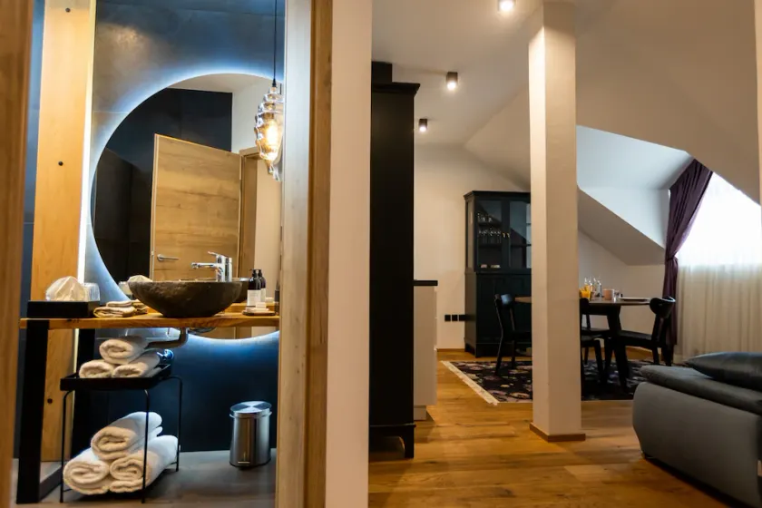 Kavenija apartmaji - Free Parking - Image 1