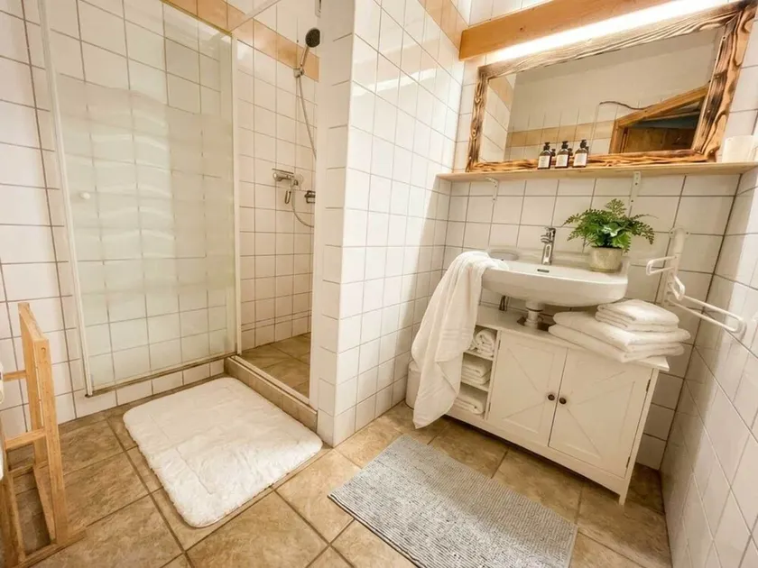 Marmonfosse Group Cottage - Image 1