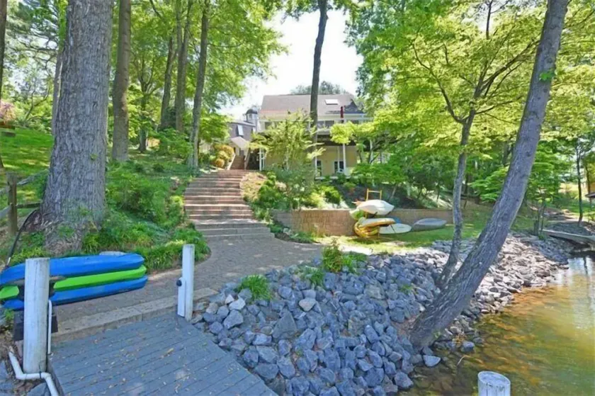 \"Mildes Gelb\"<br>Waterfront w / Dock-Sleeps 12-Pet freundlich! - Image 1