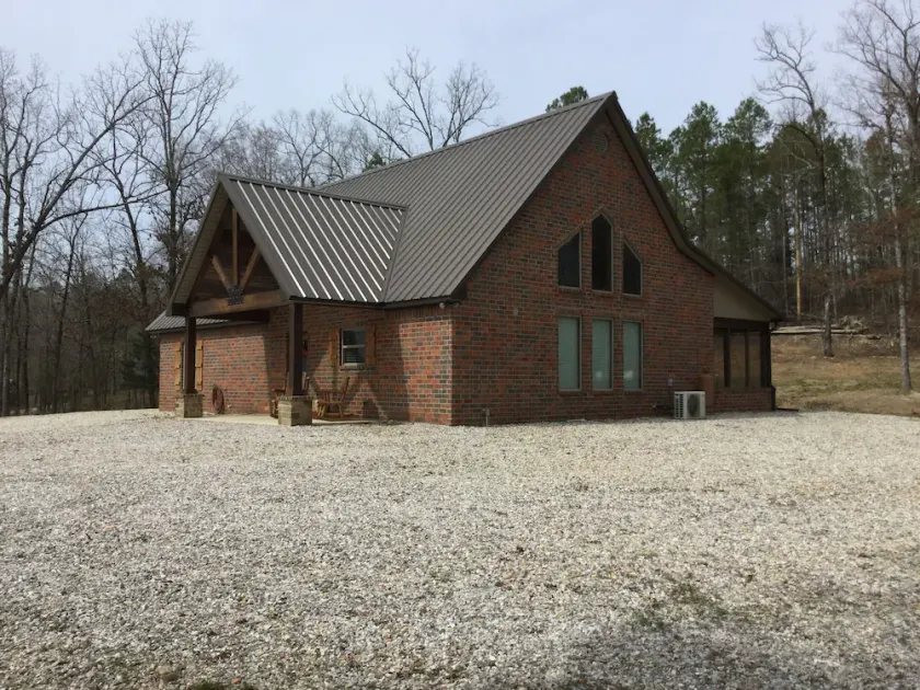 The Lodge at Cowhide Cove Lake Greeson Murfreesboro - Image 1