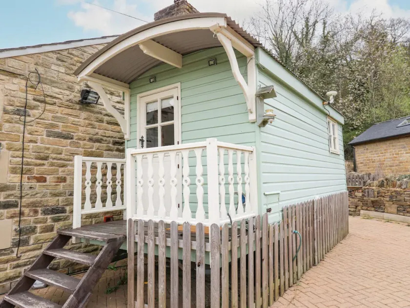 4 Pheasant Lane - Image 1