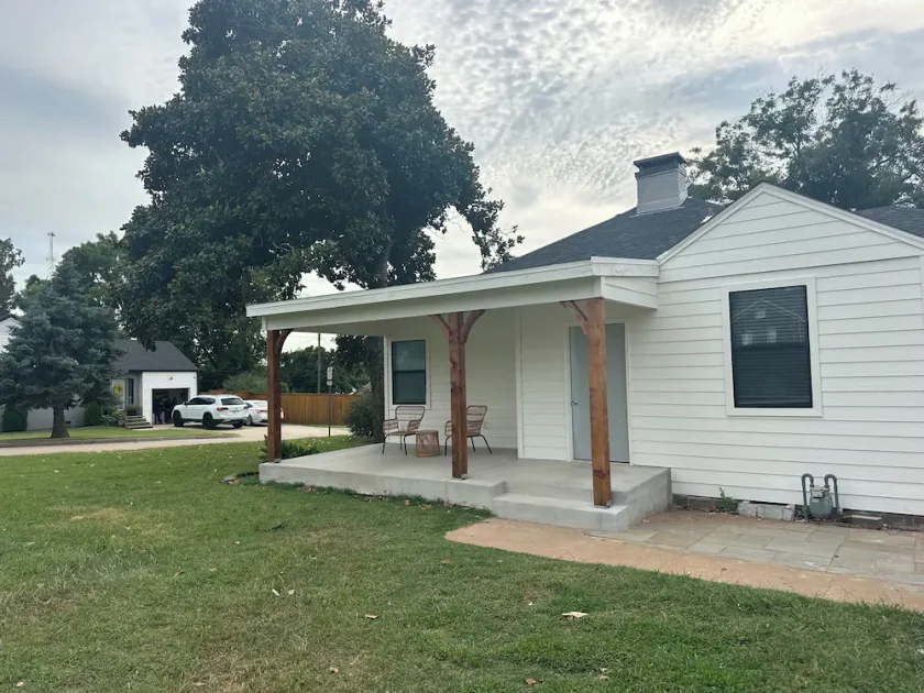 Perfect Nest located in midtown, walk to the fairgrounds - Image 1