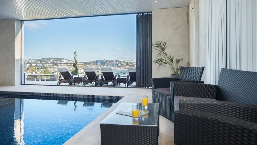 Apartamento de lujo - Capacidad 4 - Espectaculares vistas con piscina privada y bañera de hidromasaje - Image 1