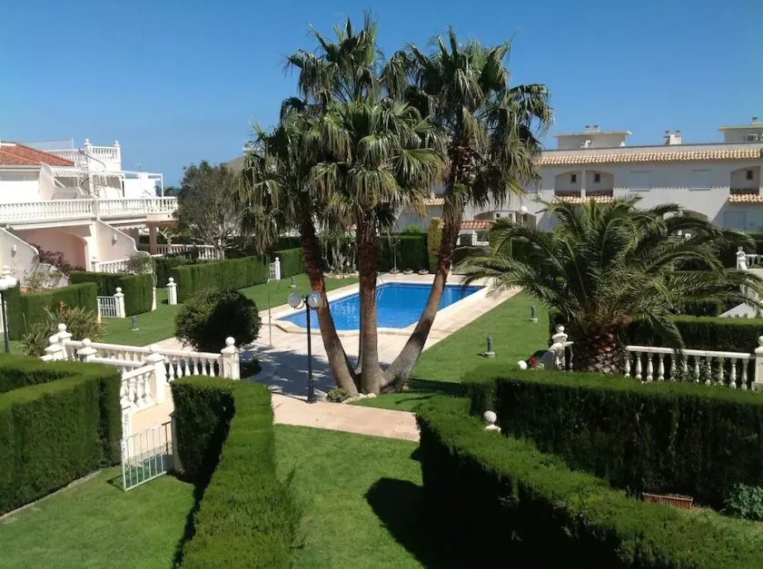 Maison dans une petite résidence  proche de la plage , avec piscine - Image 1