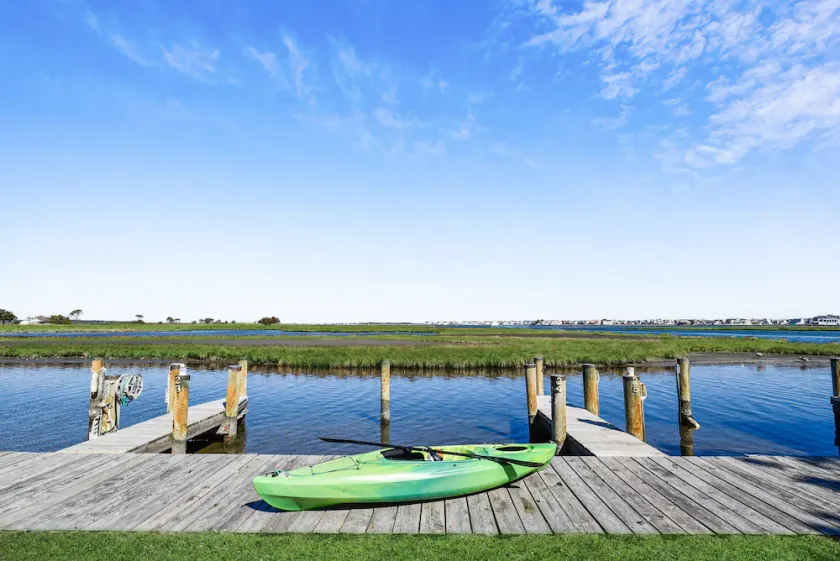 Waterfront Fenwick Island Pool, Dock, Kayaks, King Bed 3 Balconies Min to Beach - Image 1