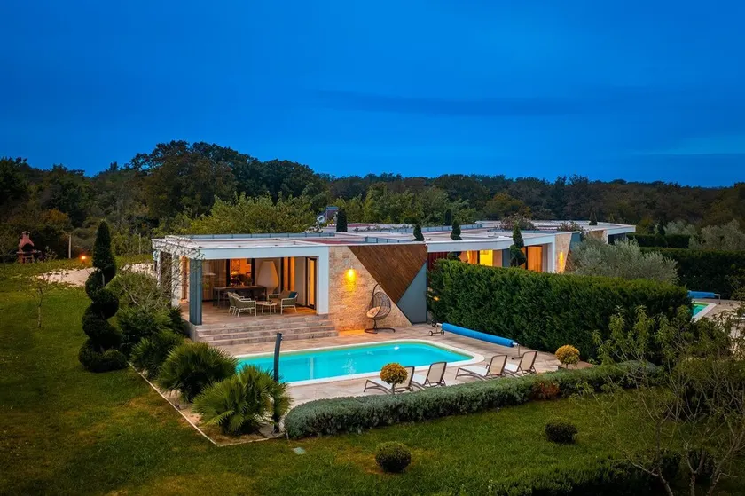 Villa Royal Green Four - Image 1