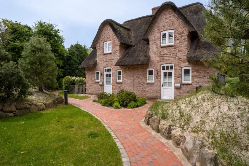 Dünengras SPO - high-quality thatched semi-detached house in a quiet location - Image 1