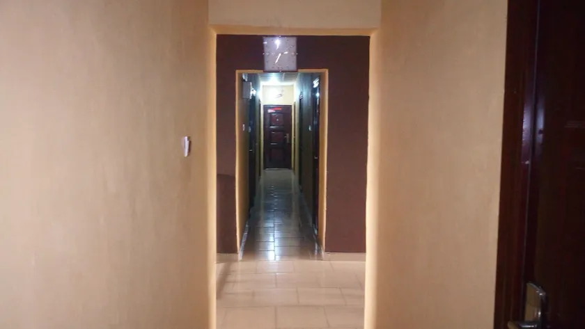 Ibis Diamond Hotel - Image 1