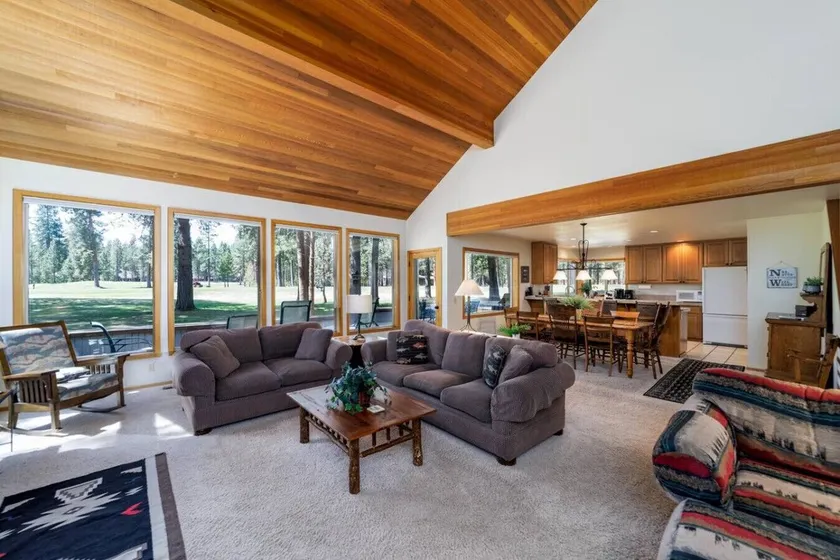 Golf View Retreat | Hot Tub, 3 Kings & Pool Table - Image 1