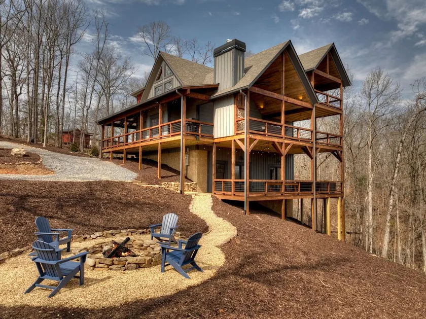 BRAND NEW! Rocky Ridge Dream Luxury Cabin 3 Masters w/ K Beds + LOFT 2 Q-Bunks - Image 1