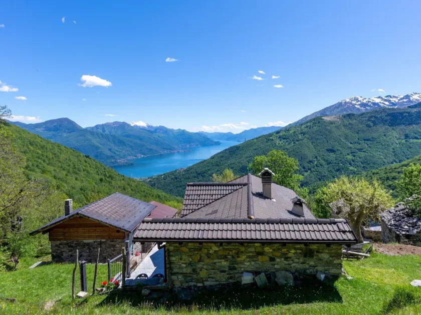 Caratteristica villa indipendente per 6 persone con TV, terrazza e animali ammessi - Image 1