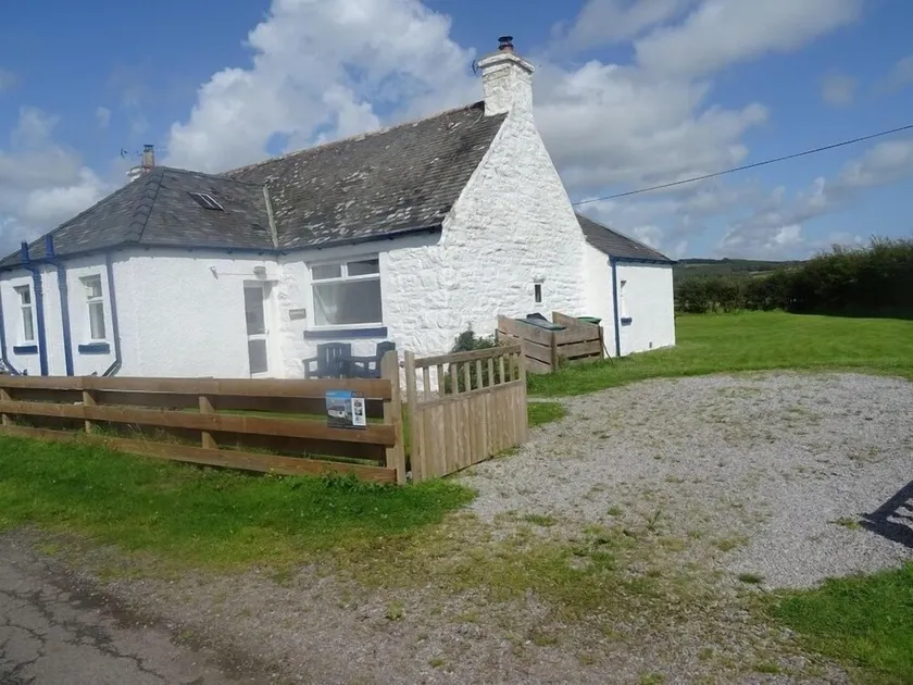 Barnacle -  a cottage that sleeps 4 guests  in 2 bedrooms - Image 1