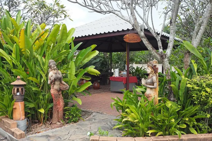 Country Inn - Image 1