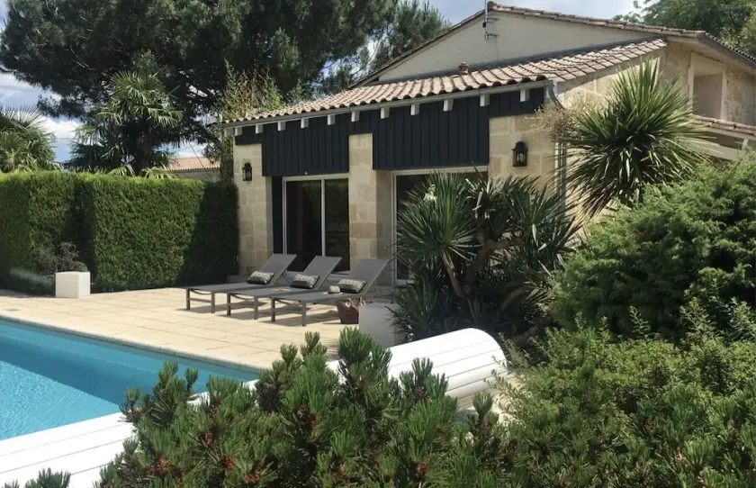 Exceptionnel Proche Bordeaux Maison de Charme Jacuzzi Sauna Piscine Privatifs - Image 1
