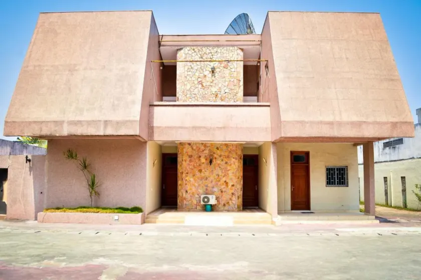 Hotel Seedspace Abidjan - Image 1