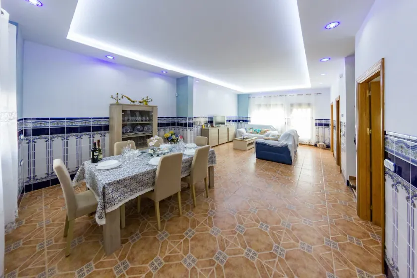 Bonita casa en El Perellonet Valencia - Image 1